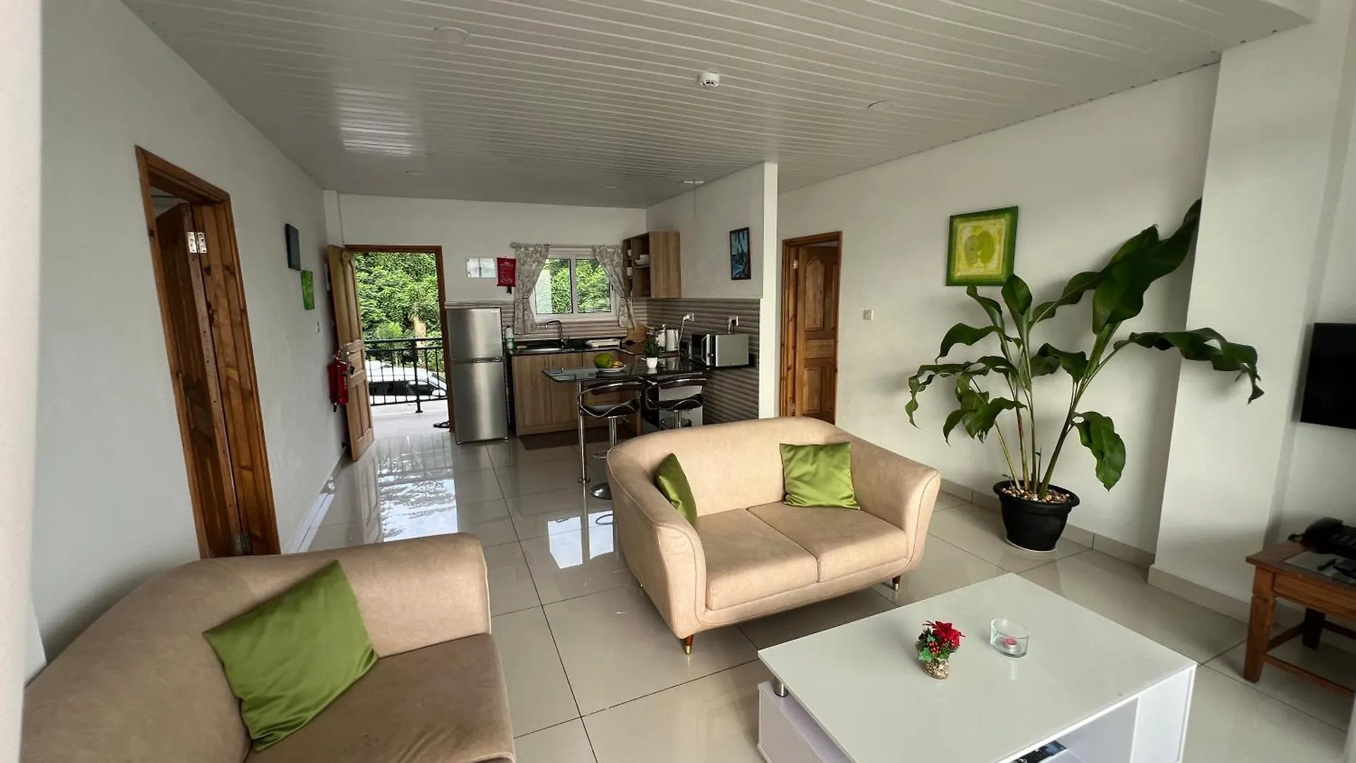 Апартаменты Creole Pearl Self-Catering Виктория